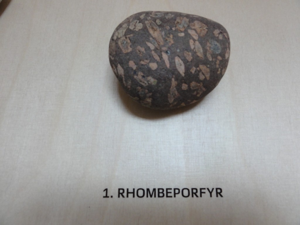 1. Rhombeporfyr