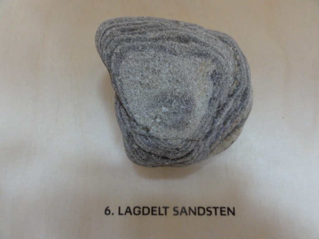 6. Lagdelt sandsten